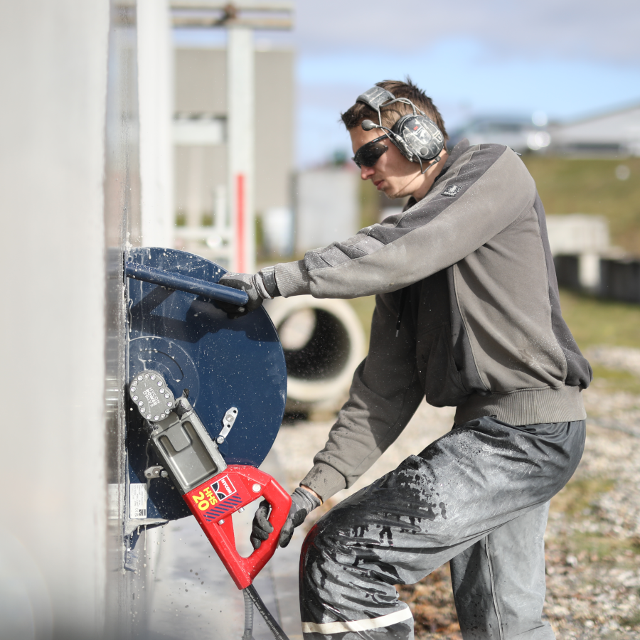 HYCON HHS20 Power Drive Hydraulic Hand Saw - Image 2